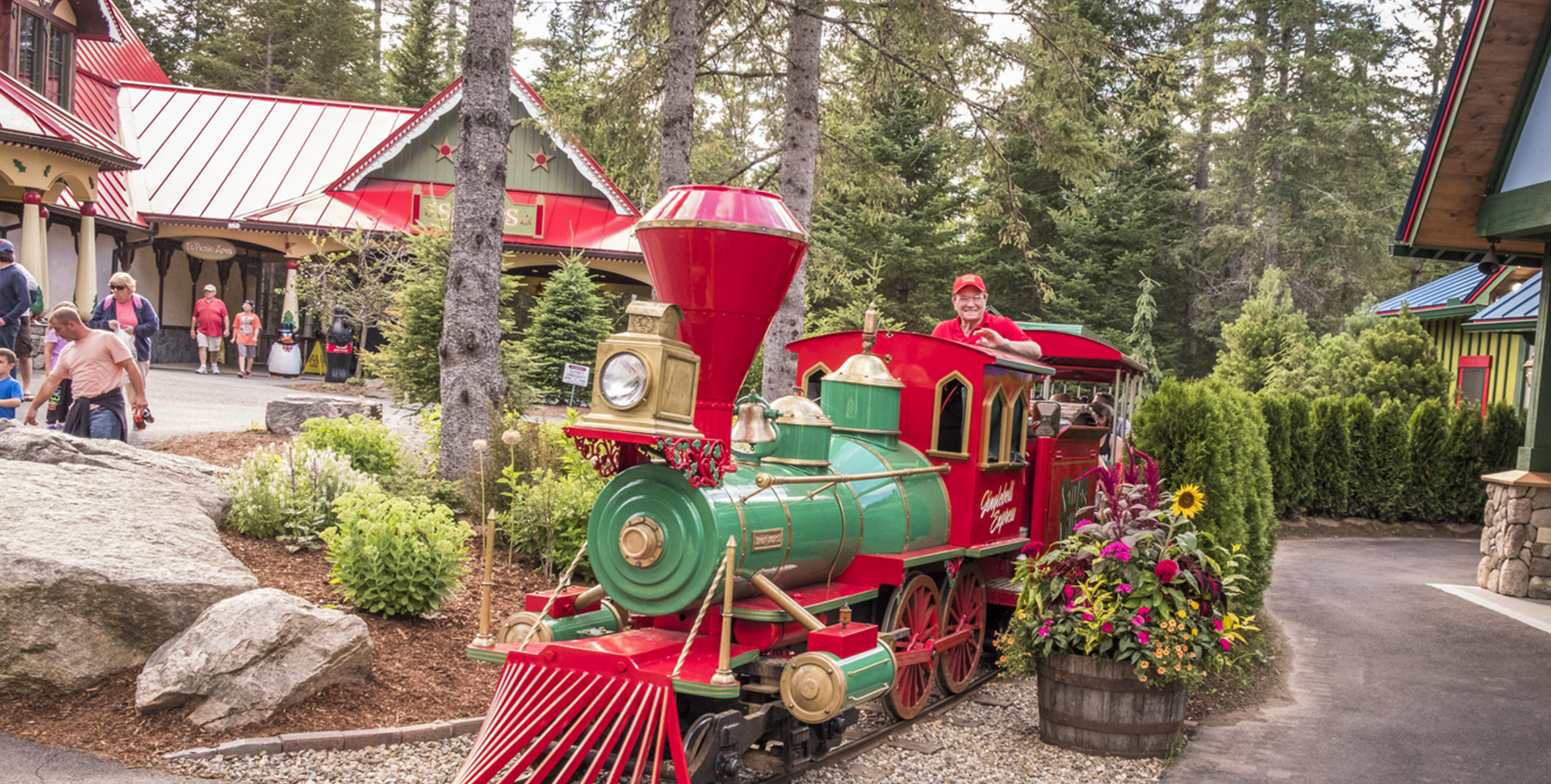 Santa's Village and The North Pole – South Coast Plaza