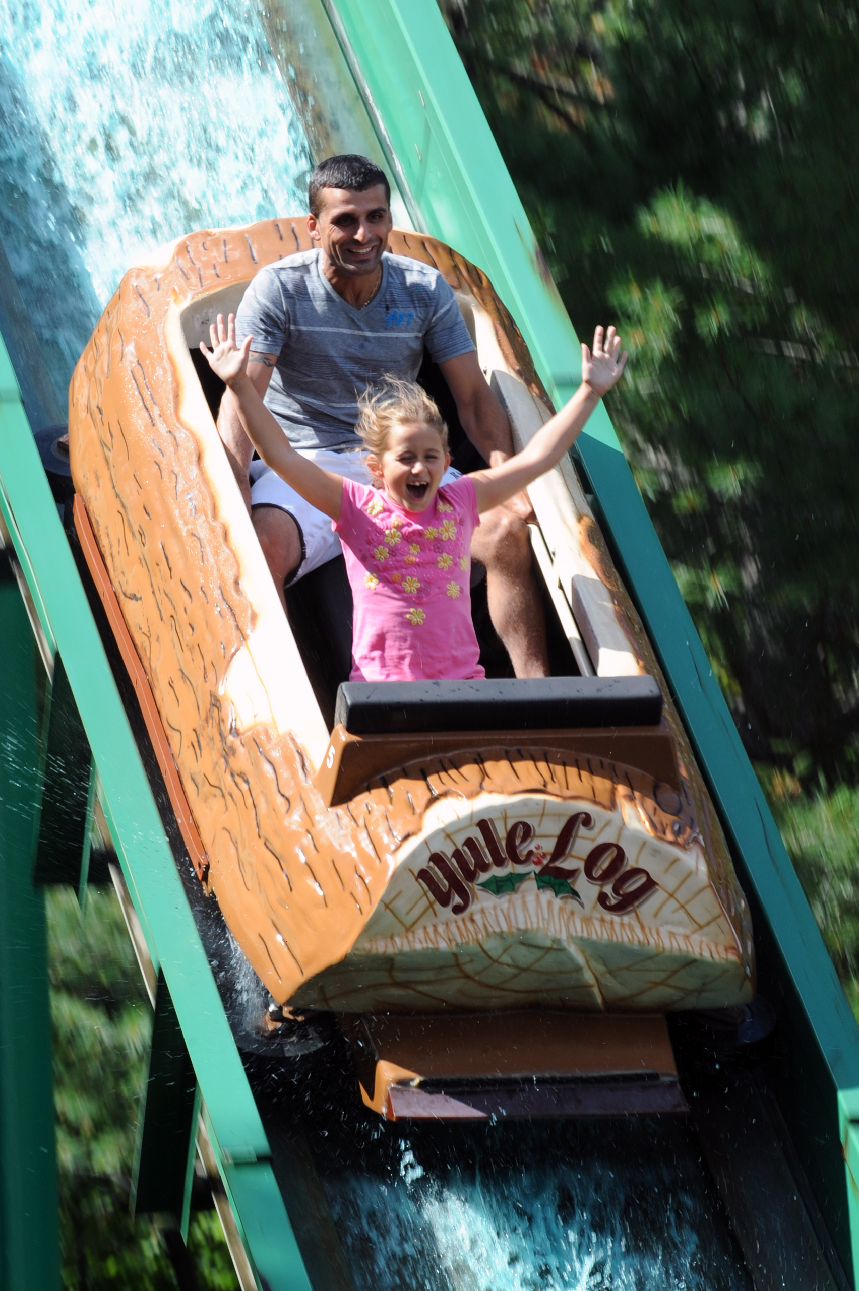 log flume ride at hershey park